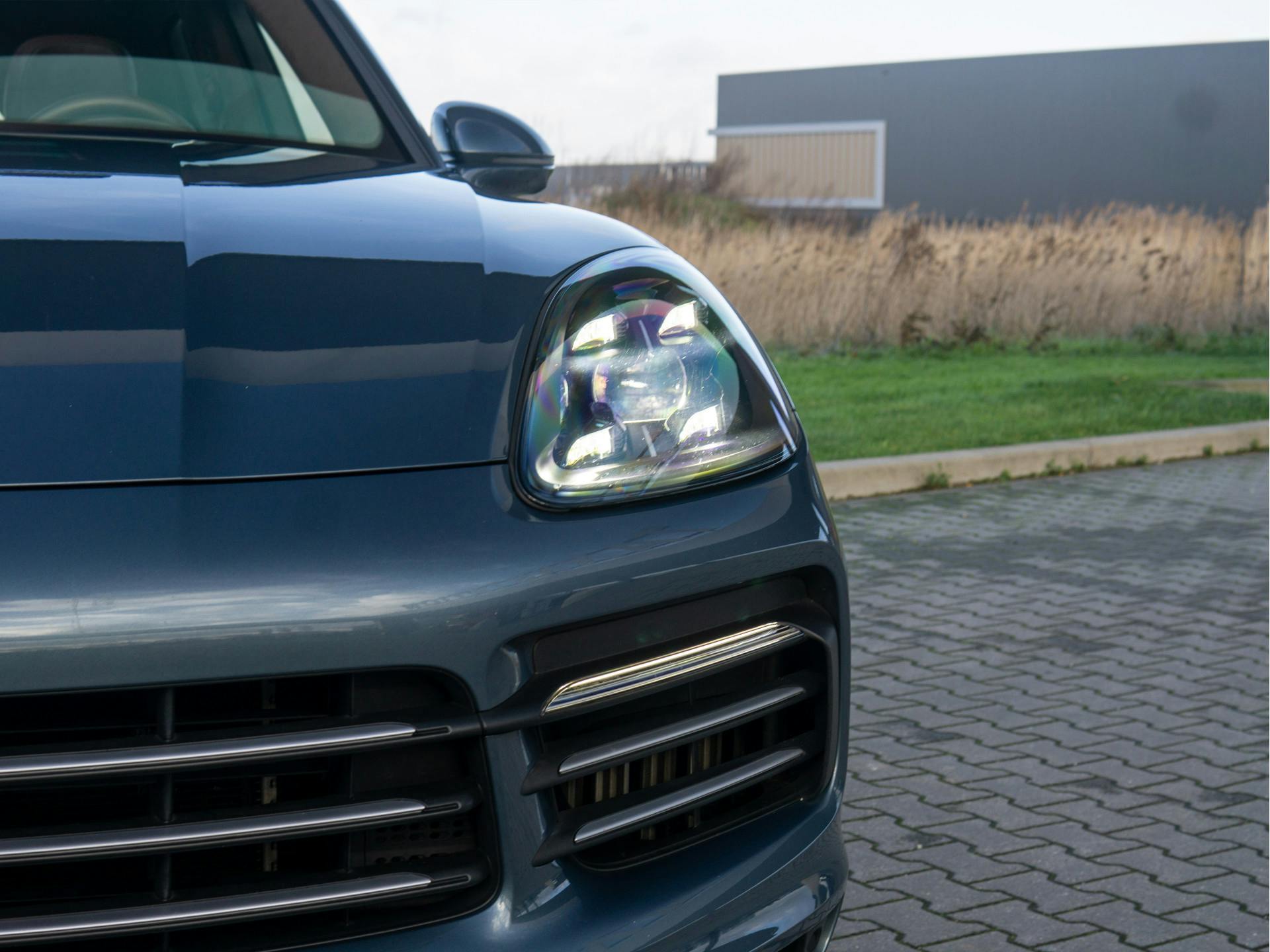 Porsche Cayenne 3.0 E-Hybrid | Bose | Panorama | Chrono | Luchtvering